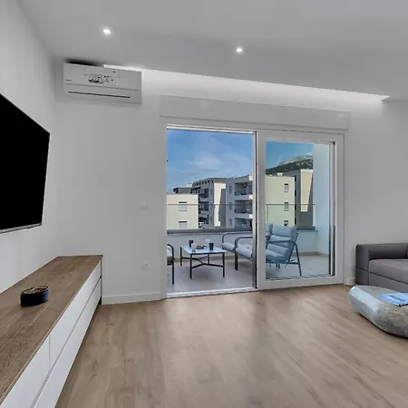 شقة Knezovic With Sea View *